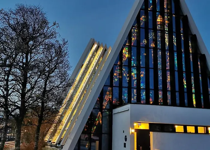 Arctic House - Near Cable Car & Arctic Cathedral Апартаменты *